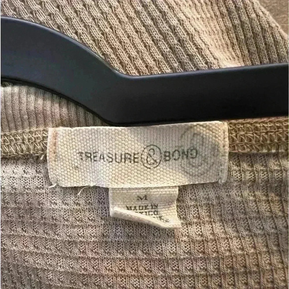 Treasure & Bond long sleeve - Picture 2 of 2